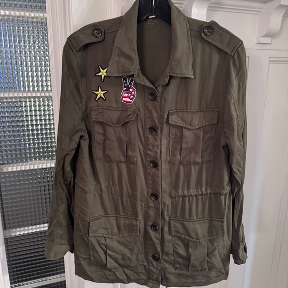 Honey Punch women’s Patch Green military jacket size medium - Picture 10 of 10